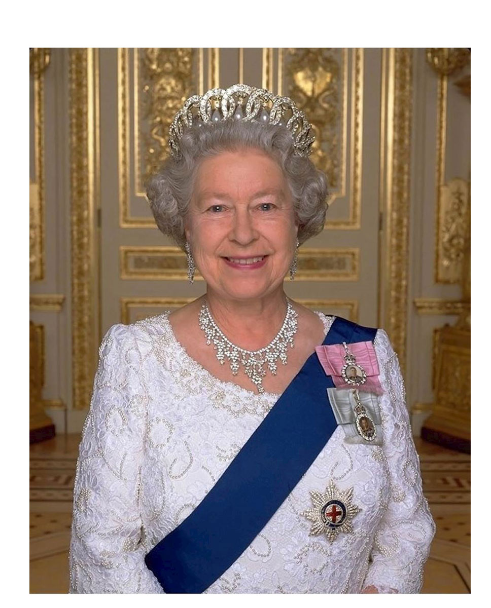Official portrait of HM The Queen.